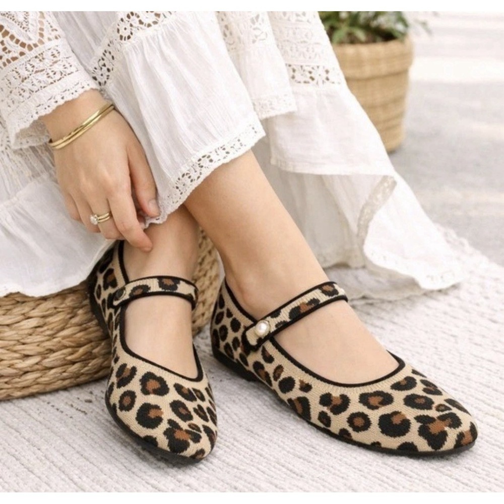 Jellypop Leopard Mary Jane Ballet Flats Womens 11 Shoes Faux Pearl Strap O1